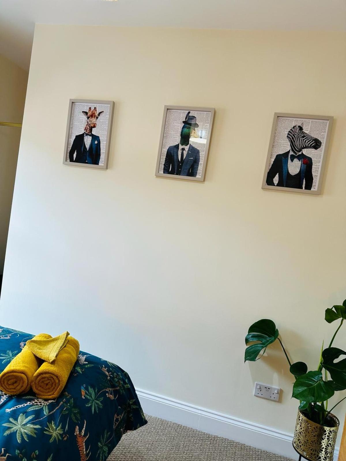 City Of Chester Award Winning Cottage -Pixie Terrace チェスター エクステリア 写真