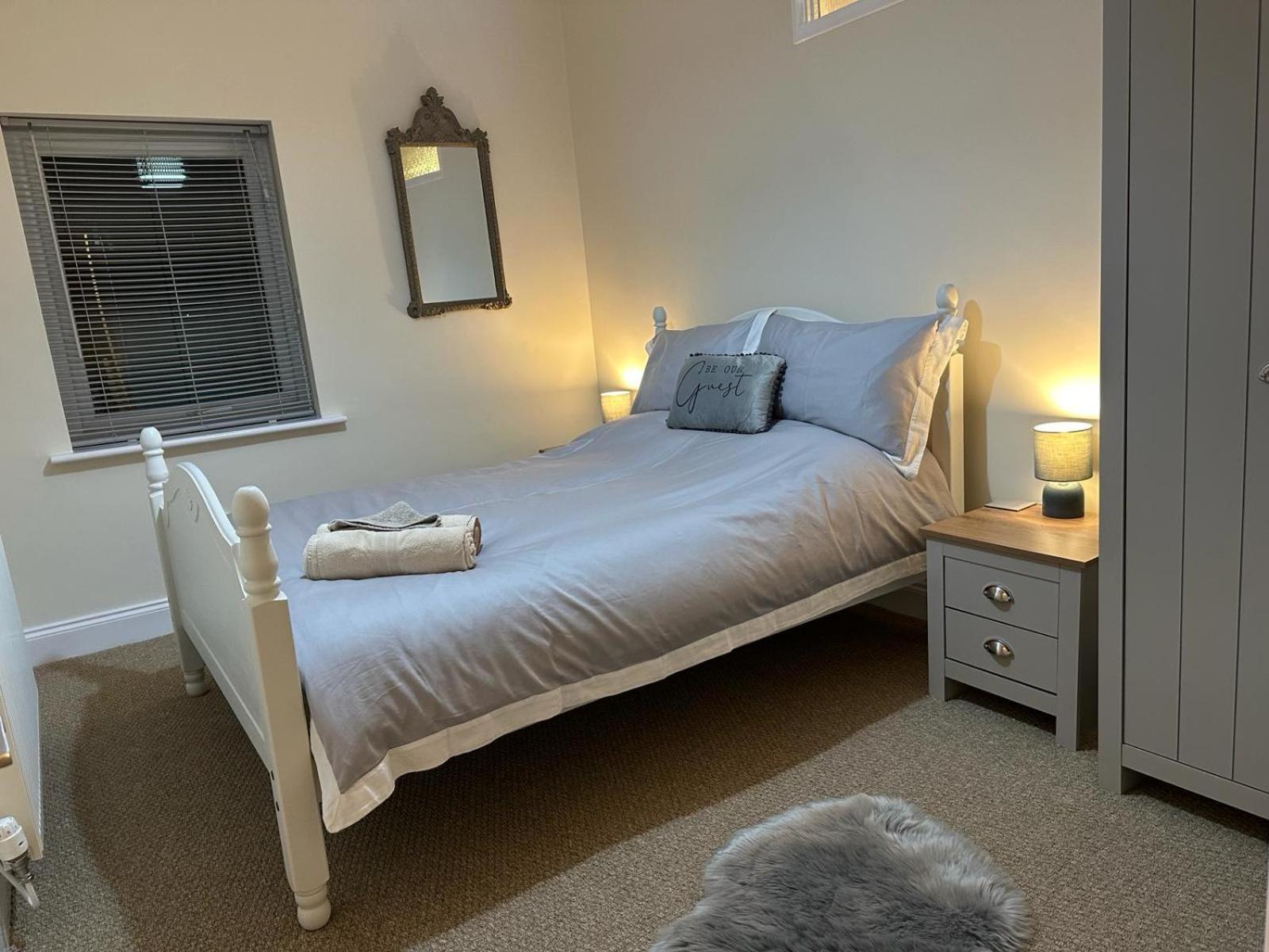 City Of Chester Award Winning Cottage -Pixie Terrace チェスター エクステリア 写真
