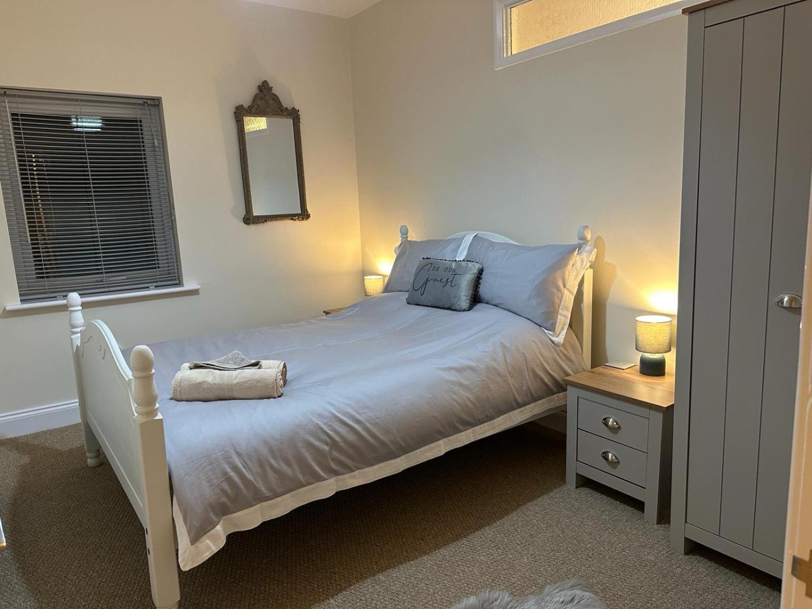 City Of Chester Award Winning Cottage -Pixie Terrace チェスター エクステリア 写真